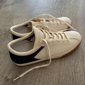 Rothy’s, Size 10, Off-White & Black Sneakers